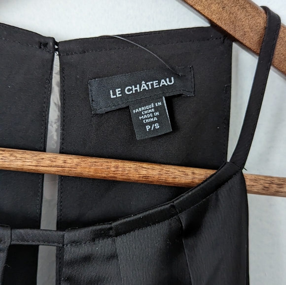 Wide Leg Satin Jumpsuit Le Chateau - Picture 2 of 5